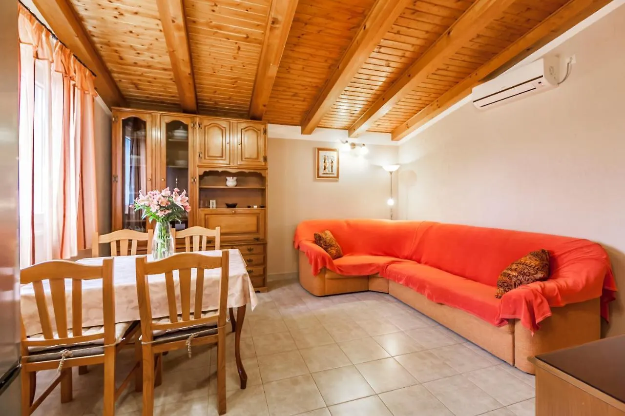 Holiday Home Lana Labin