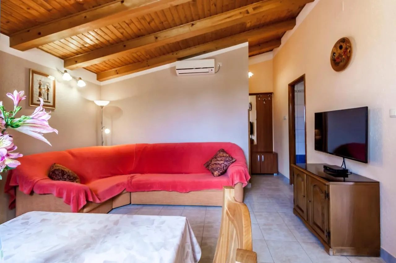 Holiday Home Lana Labin